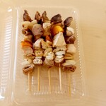 福鳥 - もつ 1本100円