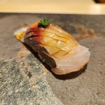 鮨 無垢/鮨 白銀 - 鯵