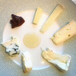 ベージュ アラン・デュカス 東京 - 