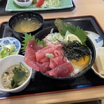 魚がし食堂はま蔵 - 