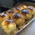 大坂屋 - 料理写真:焼きまんじゅう1本4玉170円