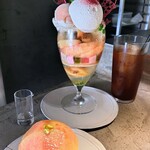 PATISSERIE ASAKO IWAYANAGI - ■Parfait Bijou Pêche(R5.8月)
            ■ももパイ
            ■アイスコーヒー[ゲイシャ種]