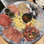 焼うおいし川  六本木凛華楼 - 六本木凛華楼名物の盛り合わせ