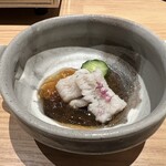 焼うおいし川  六本木凛華楼 - 旬のハモと自家製ぽん酢ゼリー寄せ