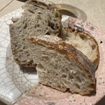 ペペロッソ - 自家製パン　