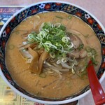 白熊ラーメン - とんこつしょうゆラーメン