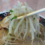 白熊ラーメン - もやしリフト