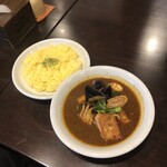 カレー リーブス - チキン野菜カレー