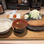 Gyuukatsu Motomura - 牛カツ定食