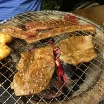 やきもの屋 - いまどき珍しい七輪