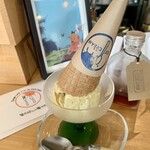 Fortune comes in at the merry gate - 自家製アイスクリーム　¥500（ランチ注文で¥100OFF）