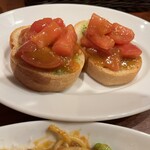 ビストロ ル フルール - 甘いトマトのブルスケッタ(2ヶ）