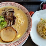 博多・長浜ラーメン 一途 - 魚介長沼ラーメン半炒飯セット