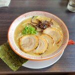 博多・長浜ラーメン 一途 - 長浜チャーシュー麺