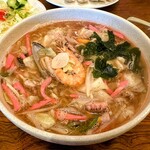 食事処 長瀬屋 - 料理写真:長瀬屋タンメン。1300円（税込）。