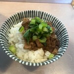 春木屋 - 青菜肉ごはん