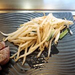 Teppanyaki Suteki Bonte - ステーキ食べ比べの付け合わせ