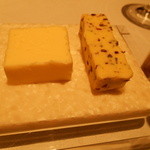 ラ・ベ - 海道産無塩バターとフランス産海藻バター