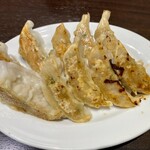 Mikawa Kaikatei - 黒豚餃子１０個