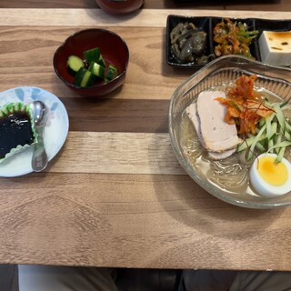 韓国料理店 ハル - 料理写真: