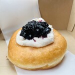 GROOVE DOUGHNUTS - ブルーベリーレアチーズクリーム