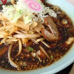 ラーメンさんぱち - この濃いめのスープが札幌系