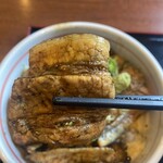 炭火焼豚丼 信玄 - 