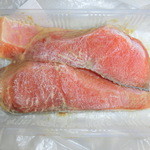 新南樽市場 - 工藤鮮魚店の味噌漬けサーモン
