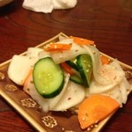 九州博多もつ鍋 居酒屋　むかしや - 浅つけ盛り、さっぱりな味に