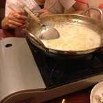 九州博多もつ鍋 居酒屋　むかしや - もうちょっと、待っててね