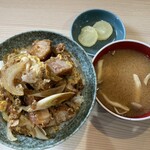 食堂 ゝ月 - かつ丼980円