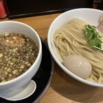 Seimenya - 鶏もつつけ麺中盛300g950円玉子トッピング
