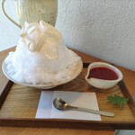 カフェ マナ - いちごみるくかき氷