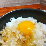 灼味噌らーめん 八堂八 - ランチセットのTKGになります