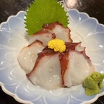 高円寺食堂酒場 極楽屋 - タコ刺し