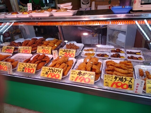 郷家精肉店 船岡店｜新鮮な惣菜・デリが評判の精肉店