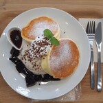 LIKO CAFE - コーヒーパンケーキ(ふわふわ)　上から