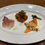 Kicchin Sakurai - 小皿のコース　4000円 前菜3種盛(生ハム、ラタトゥーユ、サーモン)