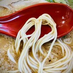 あがいやんせ - パッっと歯切れのイイ細麺、TKGもあるので小ラーメンで丁度よかった。