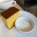 エグゼクティブラウンジ - 朝食（カステラ）