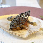 トゥ・ラ・ジョア イズム - 夏野菜と稚鮎のオーブン焼き