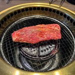 焼肉 京城園 - 広いお肉