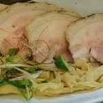 石原ラ軍団 - ここから冷やし生醤油・黄金麵・・・具材