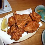 関取 - 大きな唐揚げ　熱々ジューシー