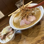 東京味噌らーめん 鶉 - 