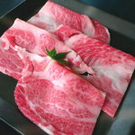 Yonezawa Gyuu Ooki Kongoukaku Sukiyaki Shabushabu Bishamon - 米沢といえば米沢牛！「黄木」で特上（米沢牛）と上（山形牛）の食べ比べ