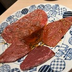 Ginza Chikamitsu - 奥からサーロイン、と産地違いのフィレ肉三種