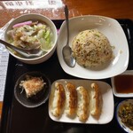 みよし食堂 亀川店 - 