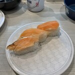 はま寿司 - サーモン三種盛り。165円