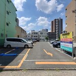 レミニセンス - 近隣の駐車場